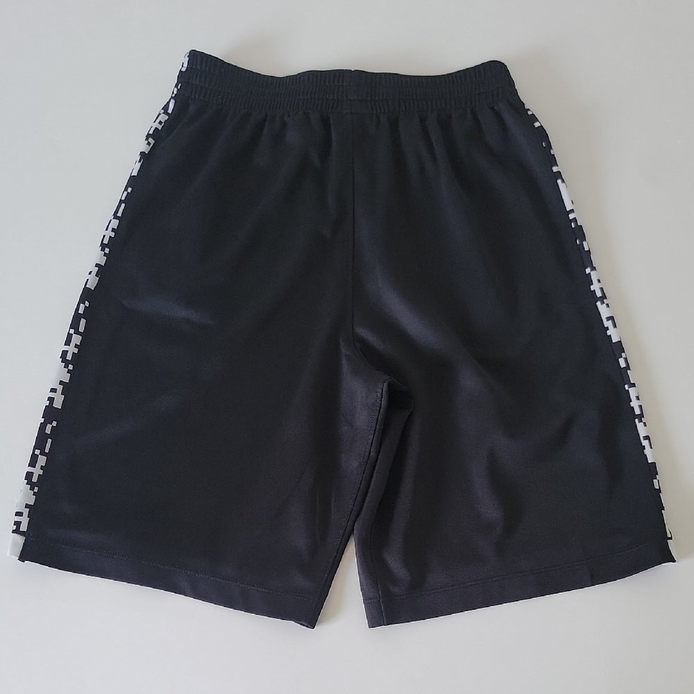 Nike Dri-FIT Black White Elastic Waist Athletic Basketball Soccer Shorts Boys XL - Picture 4 of 5